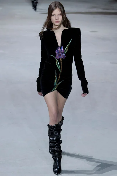 Look 58